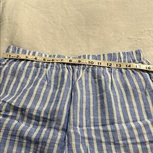 H&M Blue and White Striped Women’s Shorts